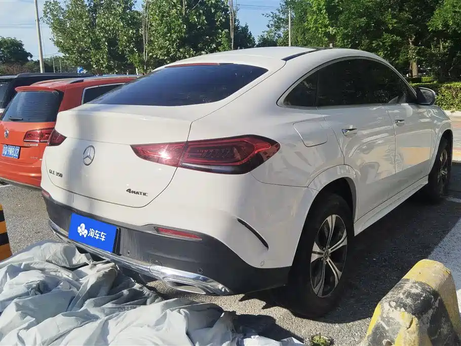 Mercedes-Benz GLE Coupe 2020 GLE 350 4MATIC Coupe SUV Fashion фото 3