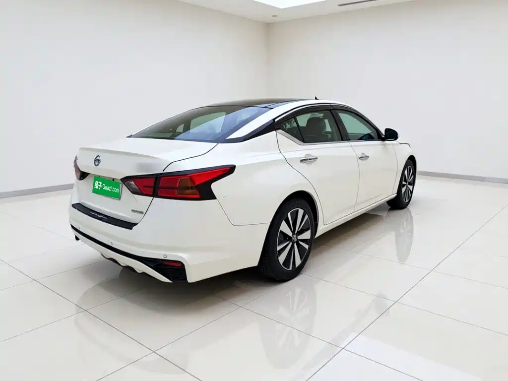 Photo 4 - Nissan Teana
