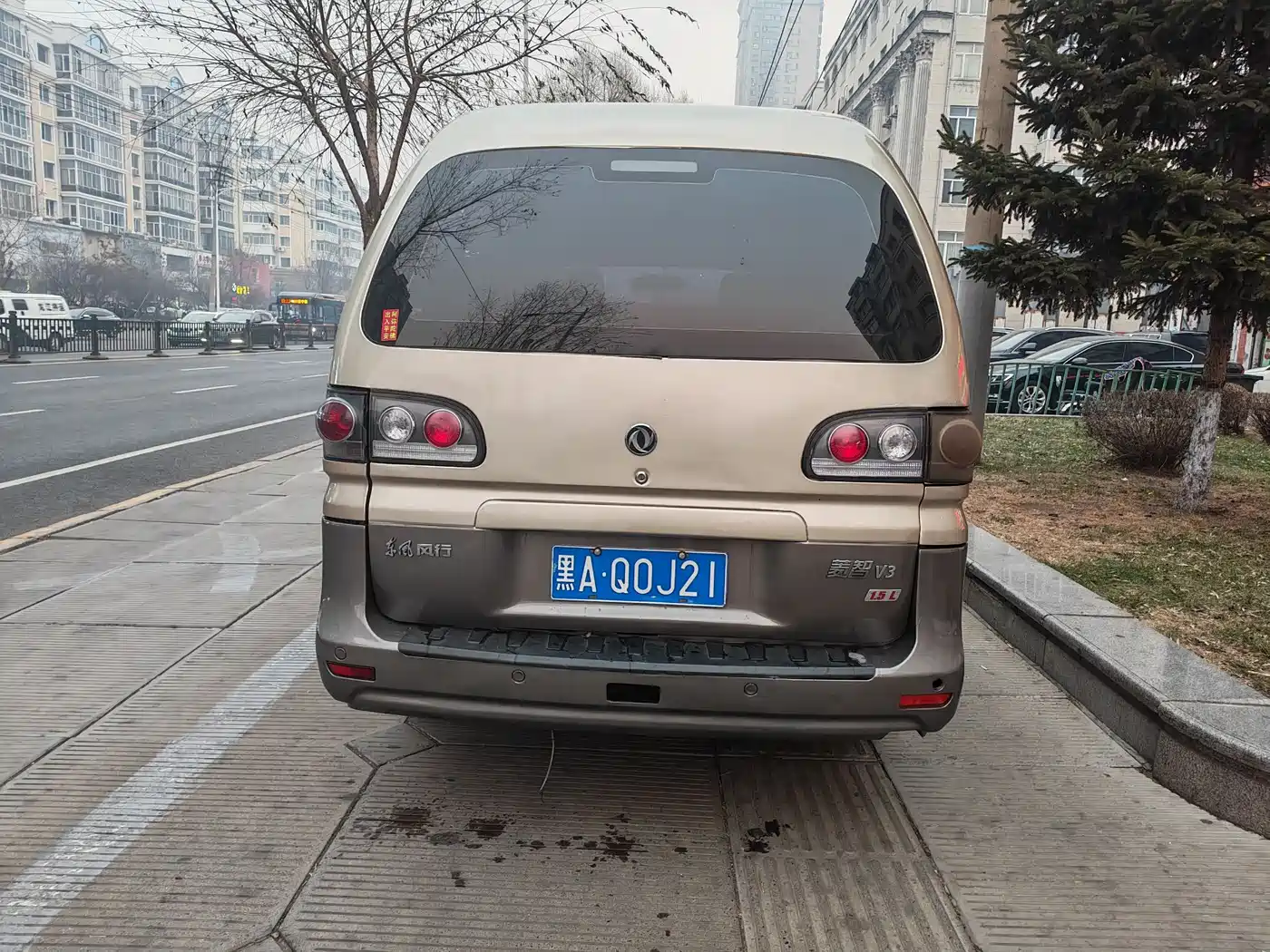 Фото 4 - Dongfeng Fengxing Lingzhi