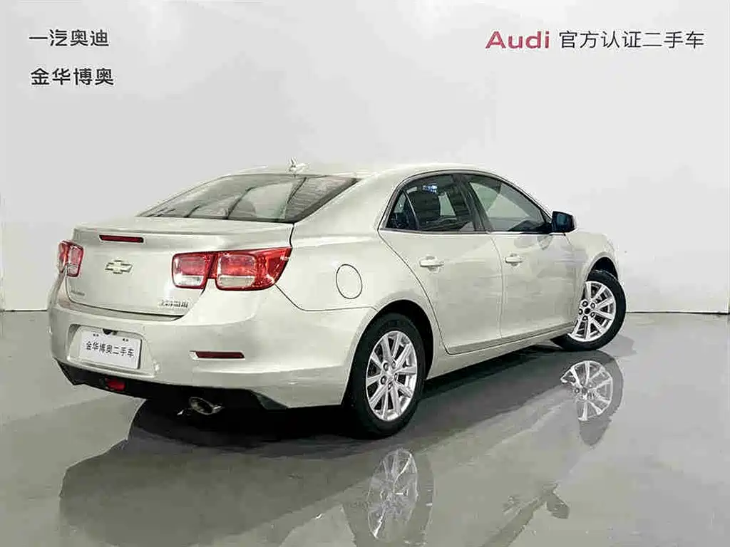 Chevrolet Malibu 2014 2.0L Automatic Luxury фото 4