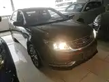 Photo 4 - Geely Vision