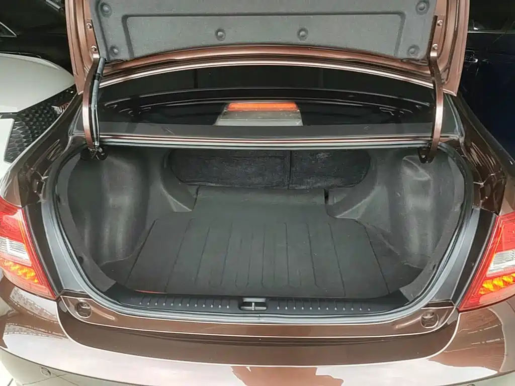 Photo 19 - Geely Vision