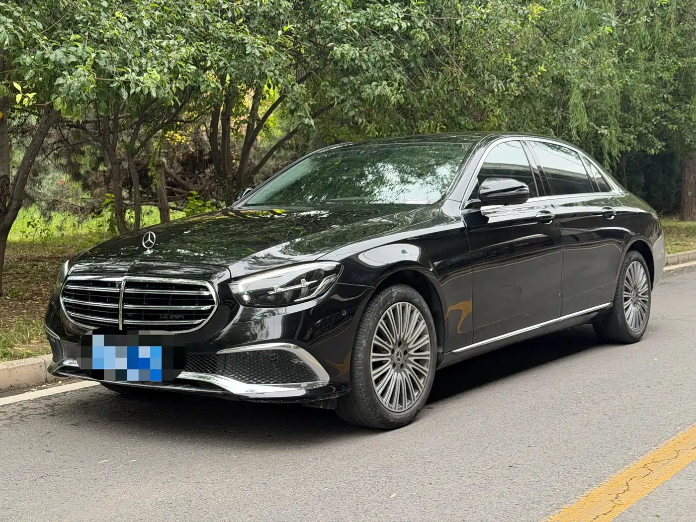 Mercedes-Benz E-Class 2023 E 300 L Luxury