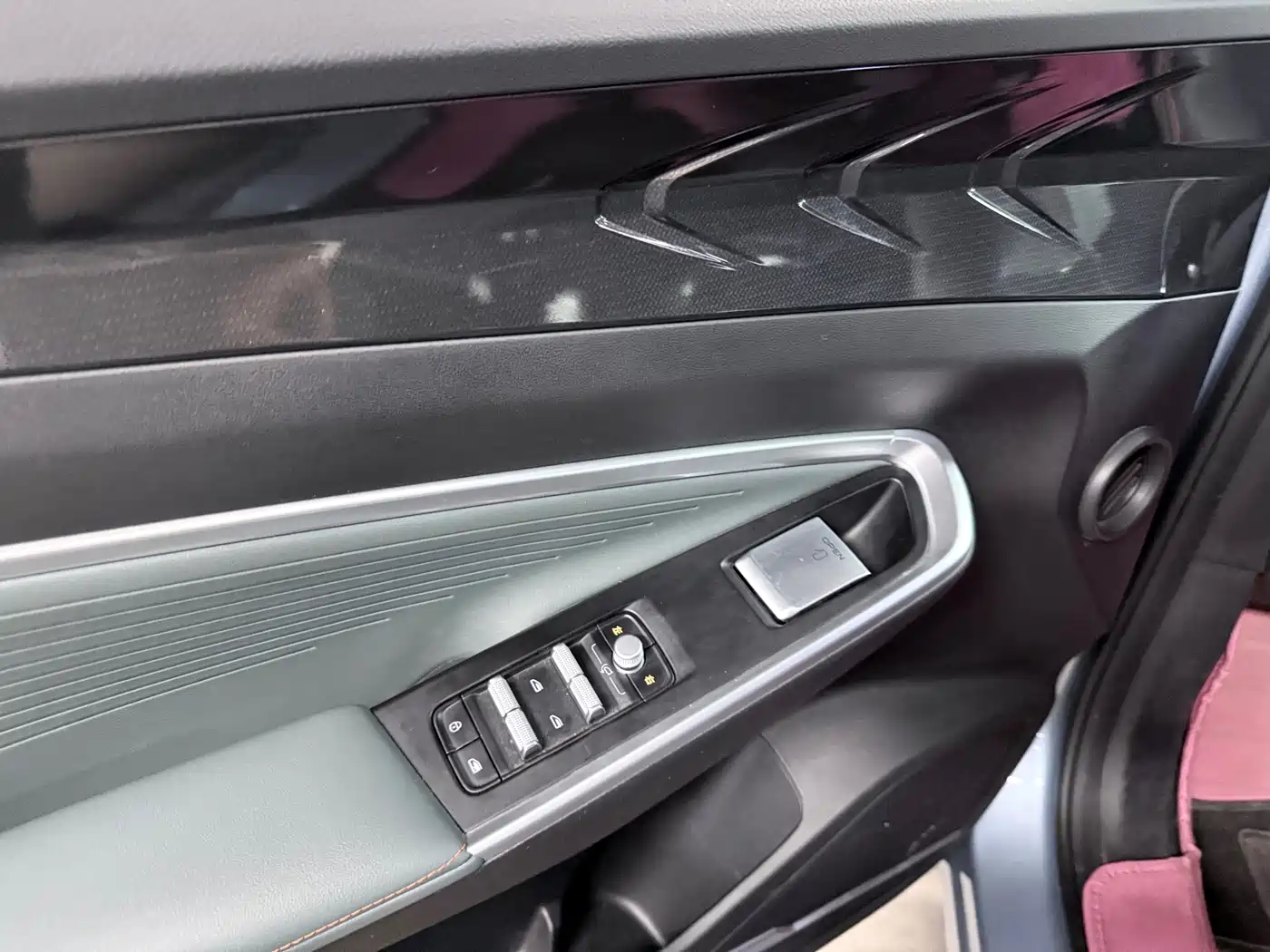 GEELY AUTOMOBILE BOYUE