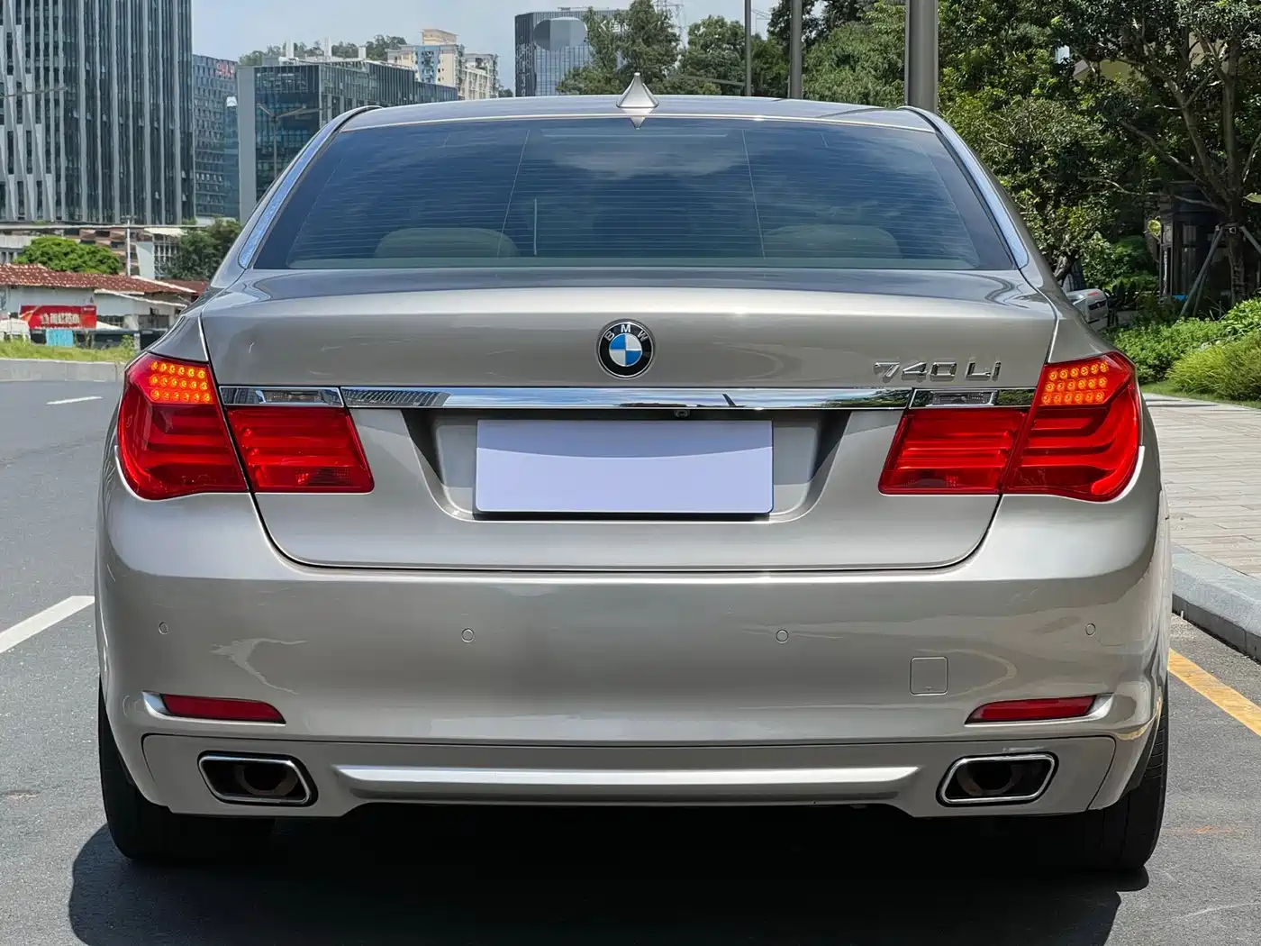 BMW 7 Series 2010 2009 740Li Premium