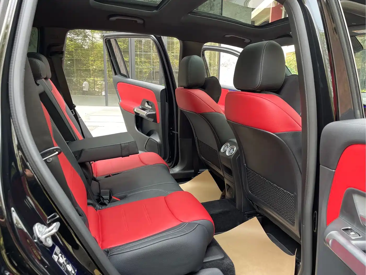 Mercedes-Benz GLB AMG 2022 AMG GLB 35 4MATIC фото 12