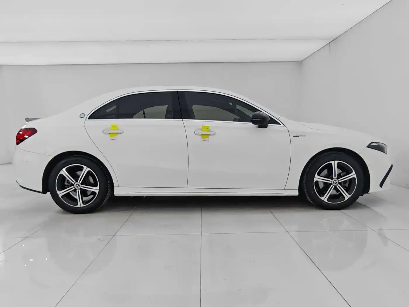 Mercedes-Benz A-Class 2024 A 200 L Fashion Edition фото 6