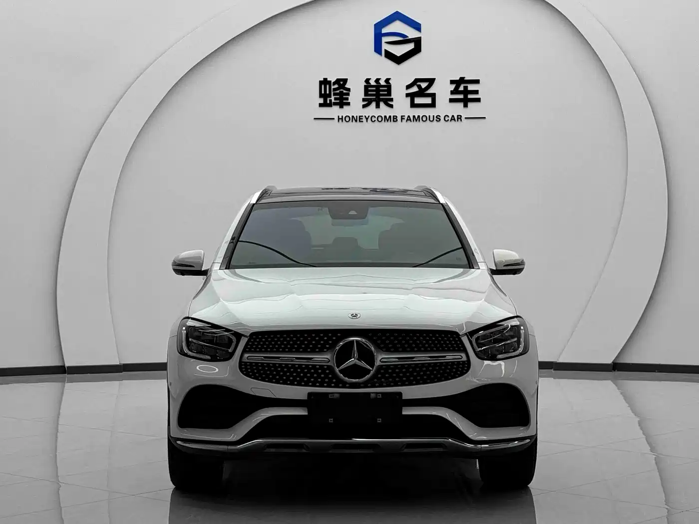 Фото 2 - Mercedes-Benz GLC
