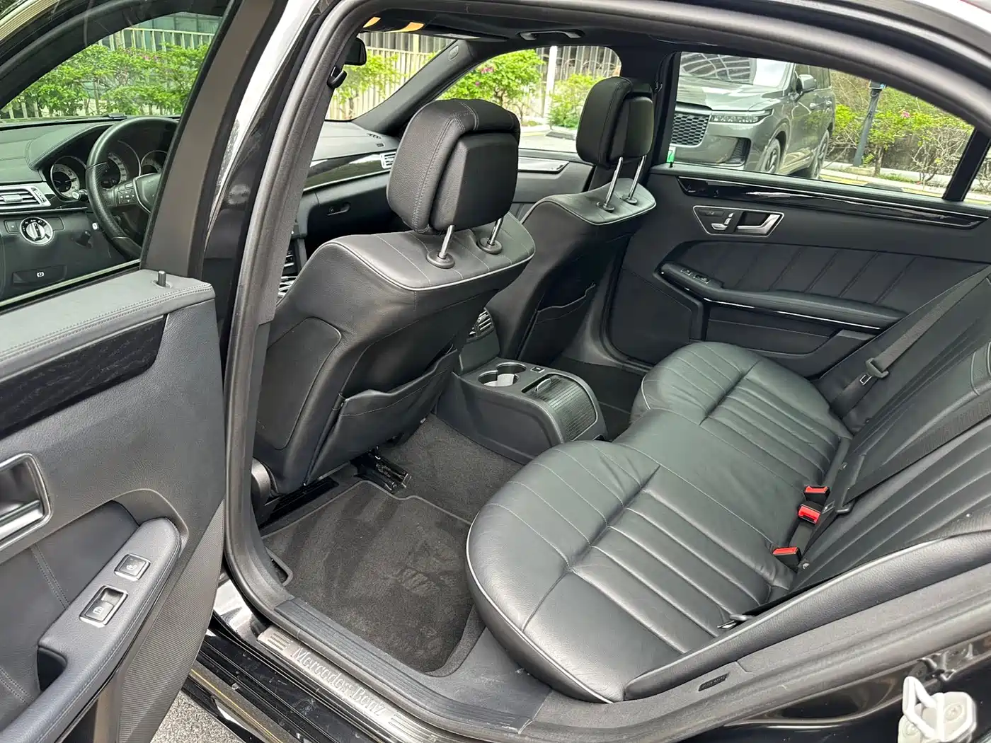 Mercedes-Benz E-Class 2015 E 320 L 4MATIC фото 9