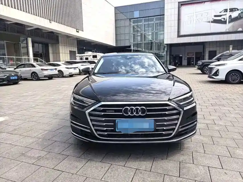 Audi A8 2019 Facelift Plus A8L 50 TFSI quattro Comfort фото 3