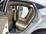 صورة 12 - Hyundai Verna