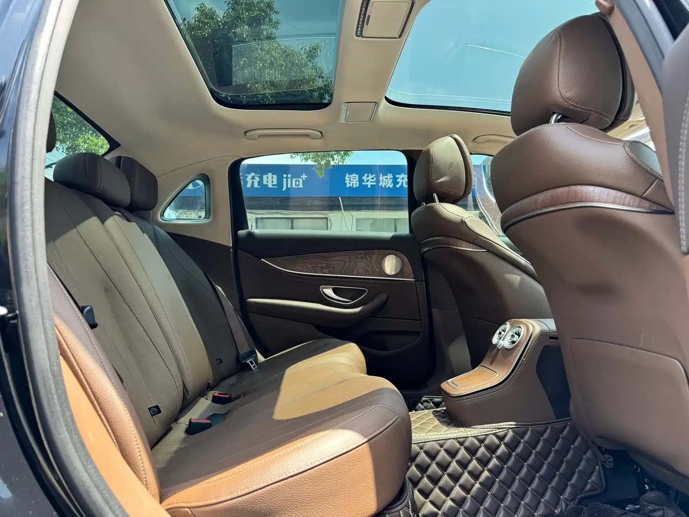 Mercedes-Benz E-Class 2021 Facelift E 260 L фото 10