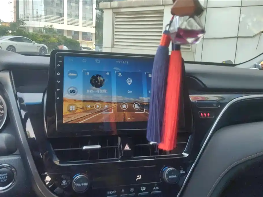 Toyota Camry 2021 2.0G Luxury Edition фото 13