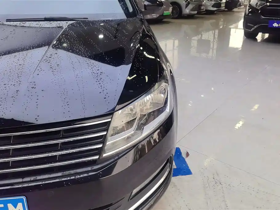 Volkswagen Lavida 2015 1.6L Automatic Comfort Edition фото 5