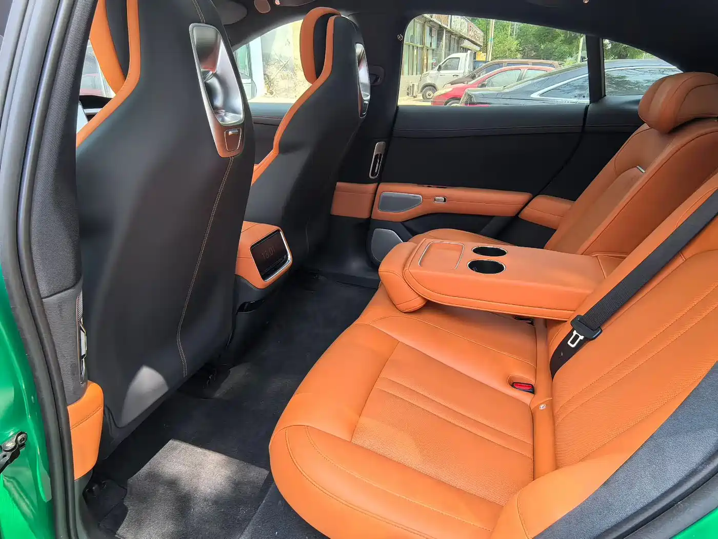 Xiaomi Auto Xiaomi YU7 2025 Extended Range RWD Edition фото 8