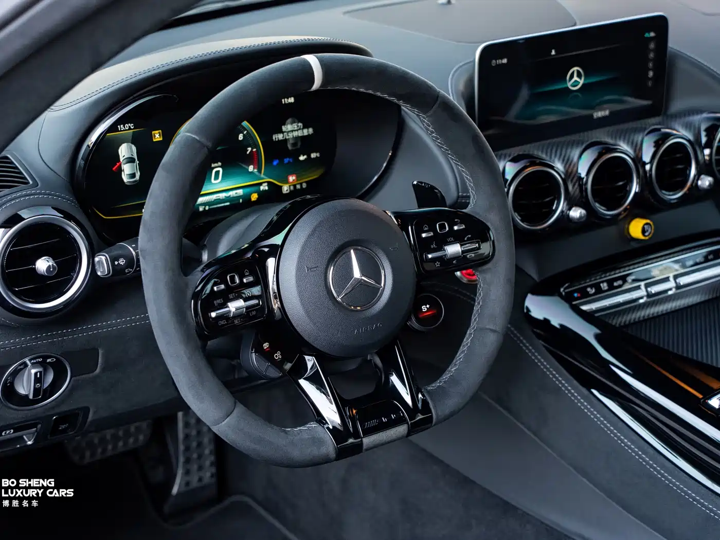 MERCEDES-BENZ AMG GT