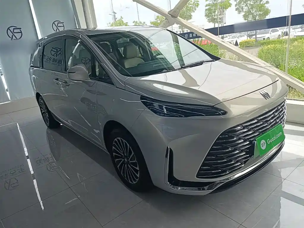 Buick GL8 New Energy 2025 Land Honor Premium Edition 7-Seater фото 4