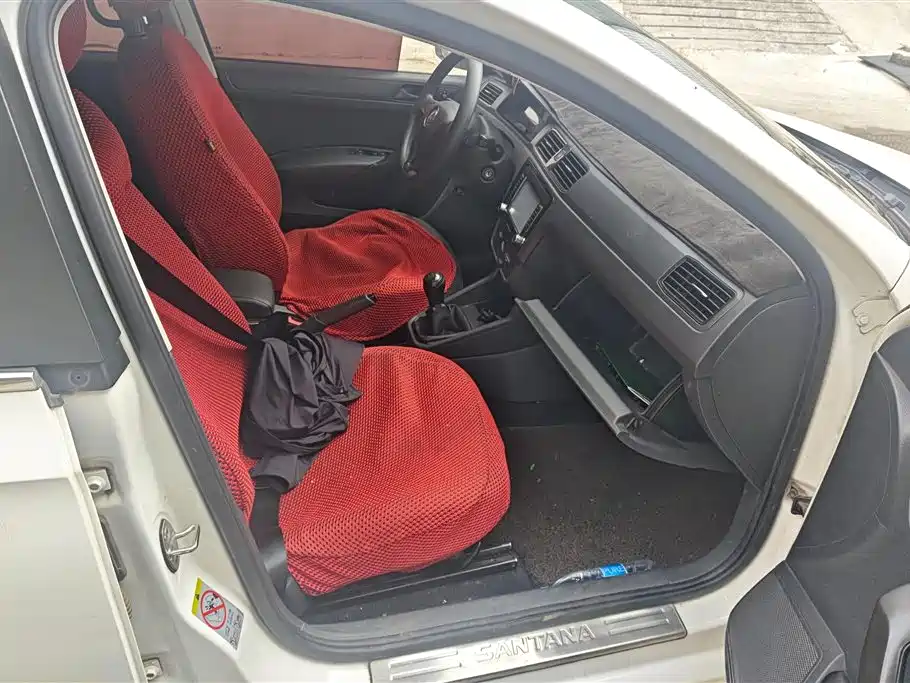 Volkswagen Santana 2016 1.6L Manual Trend Edition фото 8