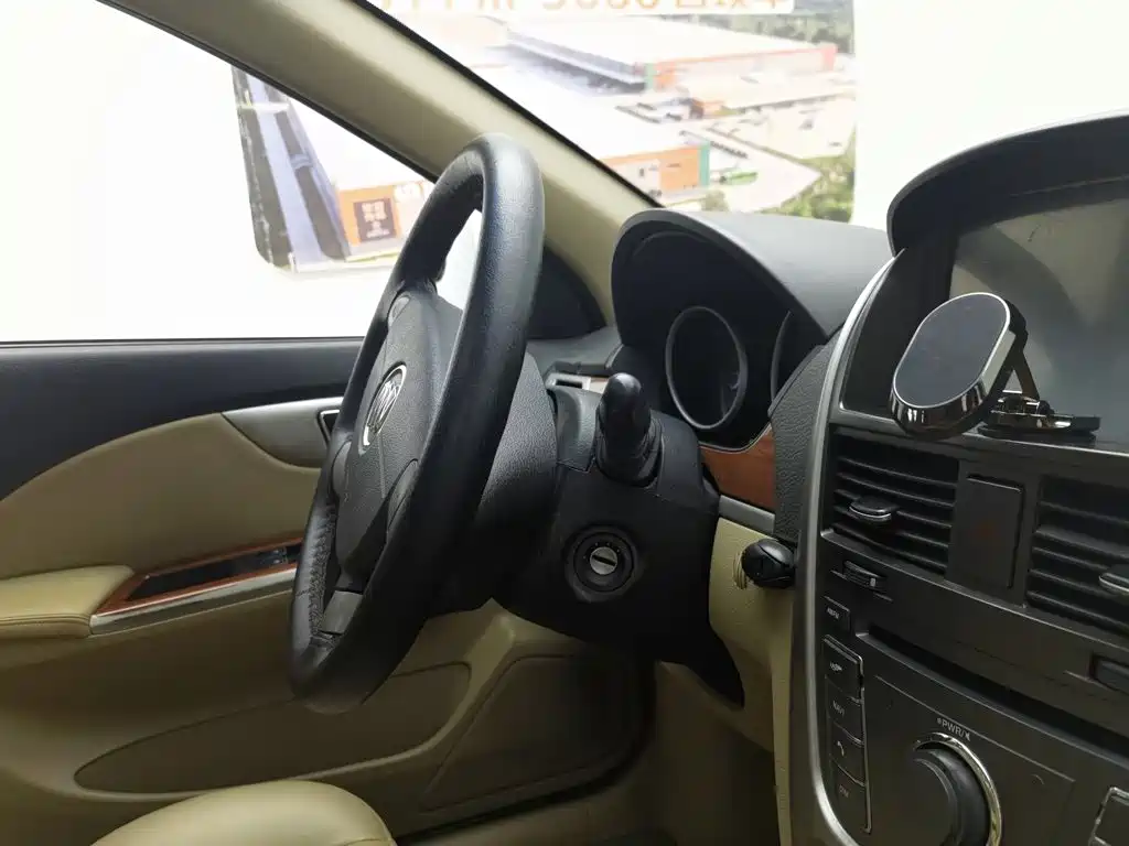 Photo 22 - Buick Excelle