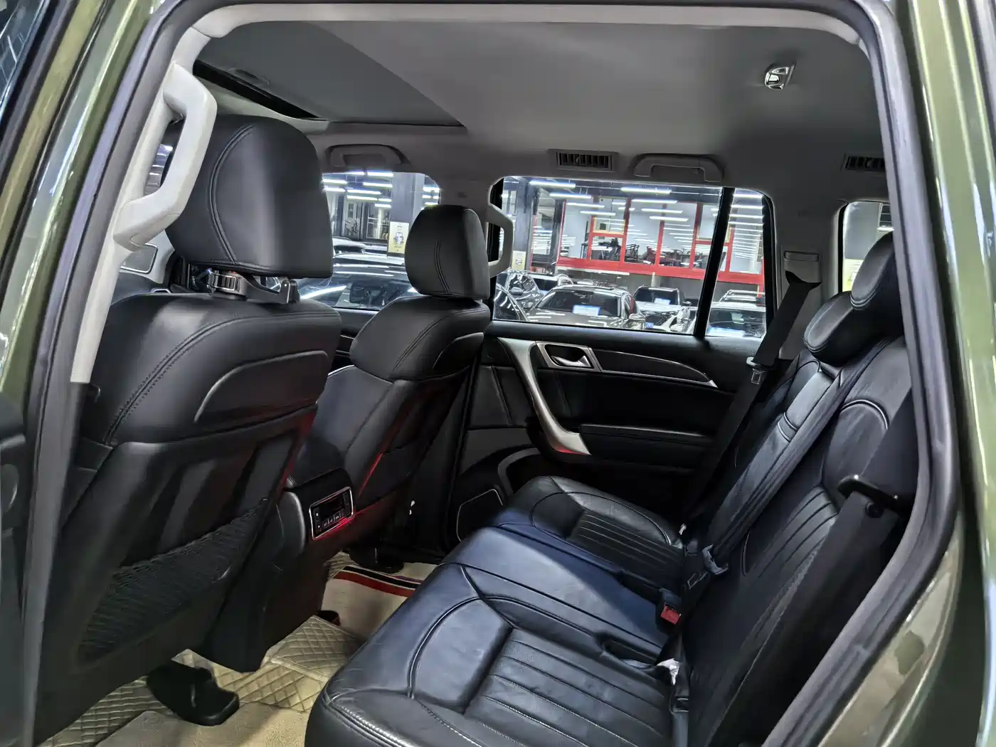 Haval H9 2015 2.0T 4WD Luxury 7-Seater фото 9