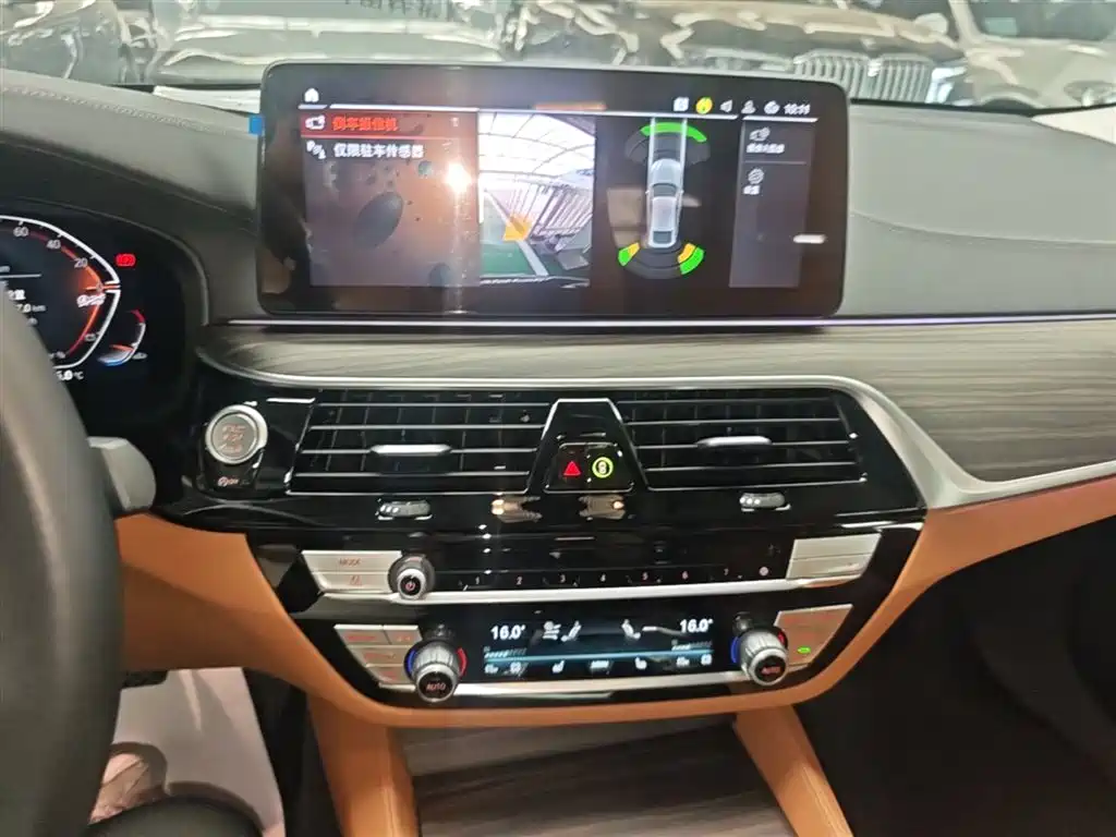 BMW 6 Series GT 2022 Model 630i Luxury Design Package фото 20