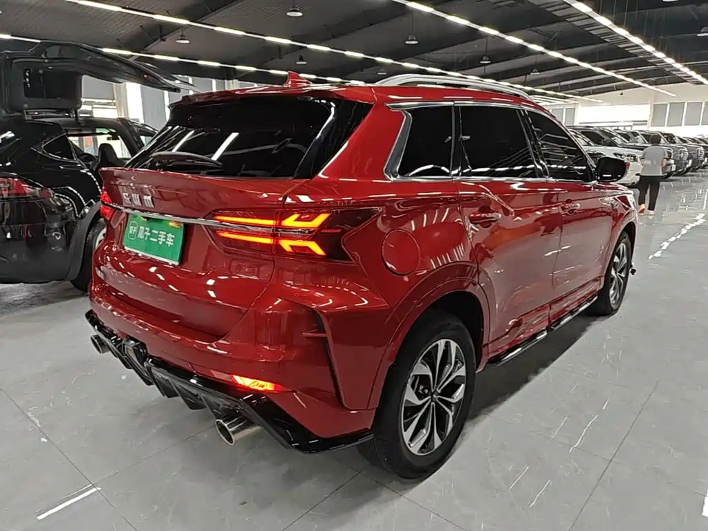 SWM Motor SWM G01 2021 2019 F Edition 1.5T Auto Gold Powder China VI