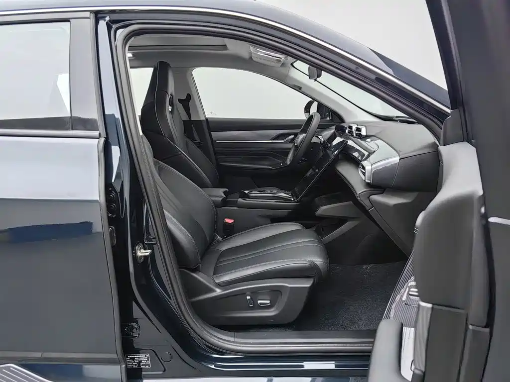 Dongfeng Aeolus Haohan 2024 2023 DH-i 1.5T Premium Edition