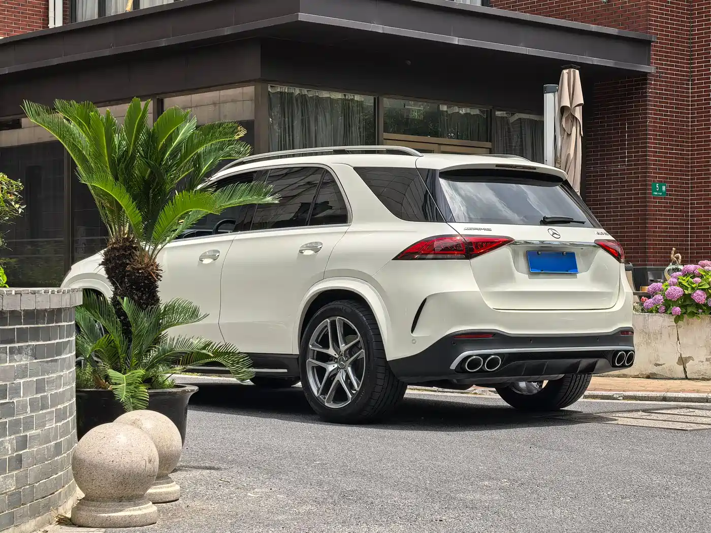Mercedes-Benz GLE AMG 2023 AMG GLE 53 4MATIC+ фото 4