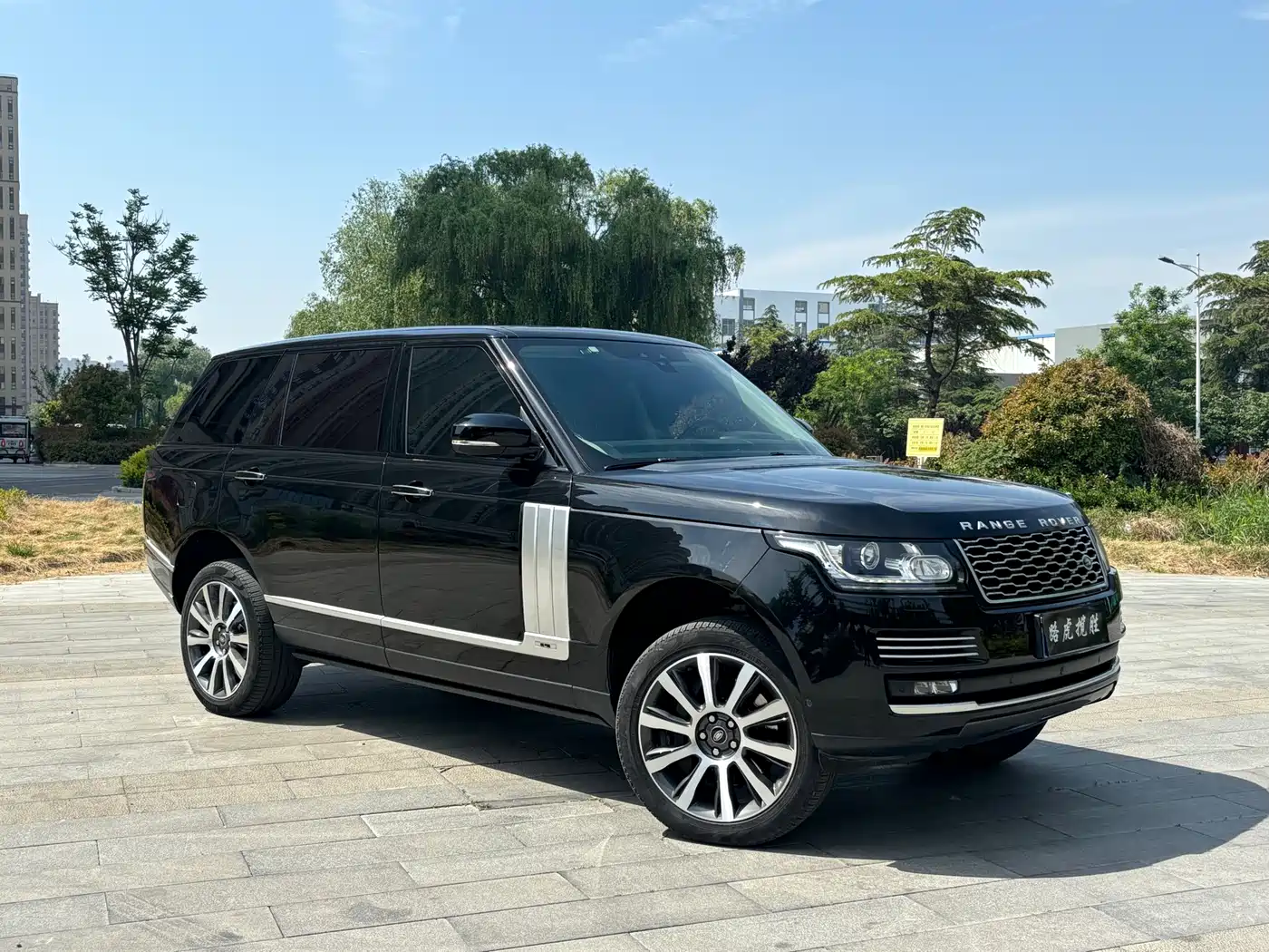 Land Rover Range Rover 2017 3.0 SC V6 Vogue SE Autobiography LWB фото 3