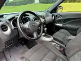 Photo 7 - Infiniti ESQ