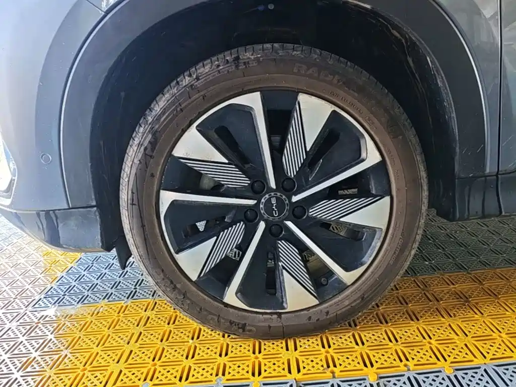 BYD Song PLUS PHEV 2025 2025 DM-i Smart Drive Edition 112KM Noble