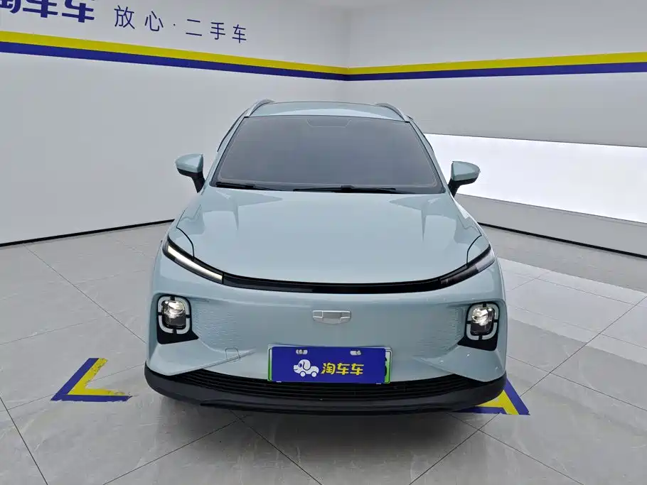 Photo 2 - Geely Geometry E Firefly