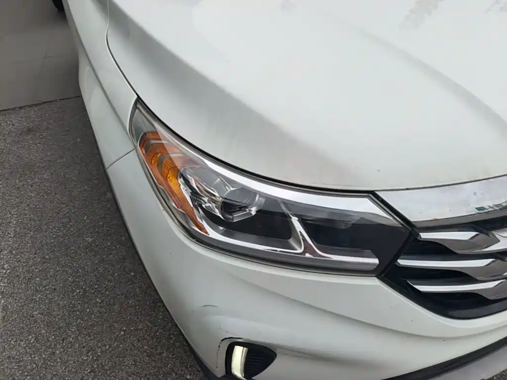 صورة 11 - GAC Trumpchi GS4