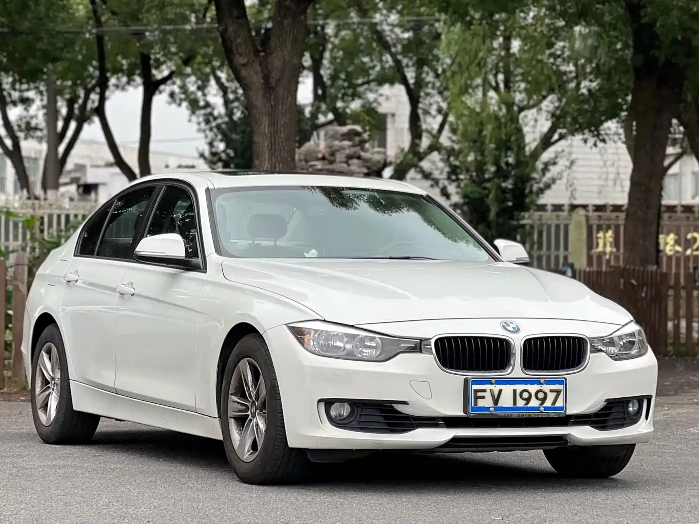 Фото 9 - BMW 3 Series