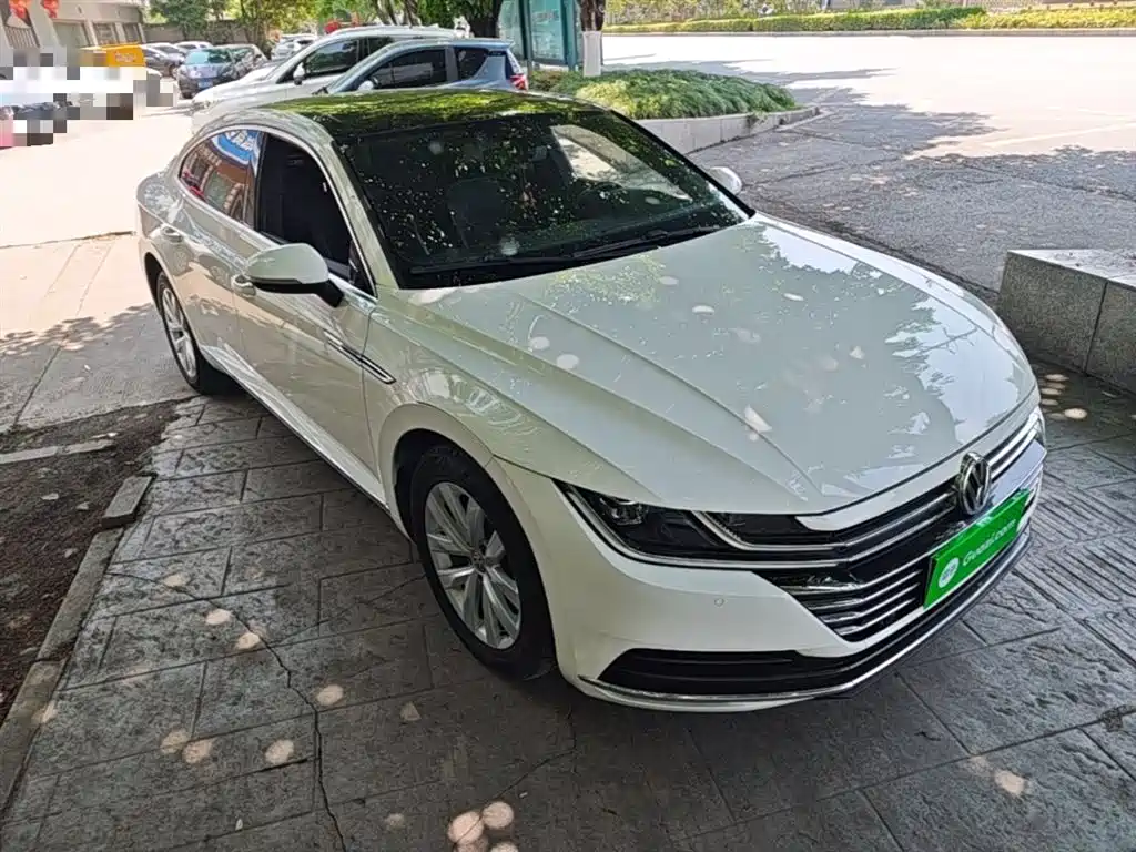 Volkswagen FAW-Volkswagen CC 2019 330TSI Elegance Edition China VI фото 4