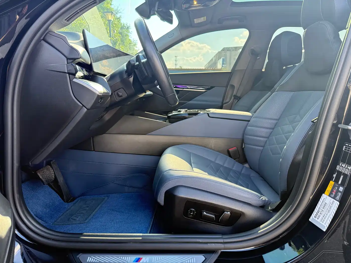 Фото 9 - BMW i5