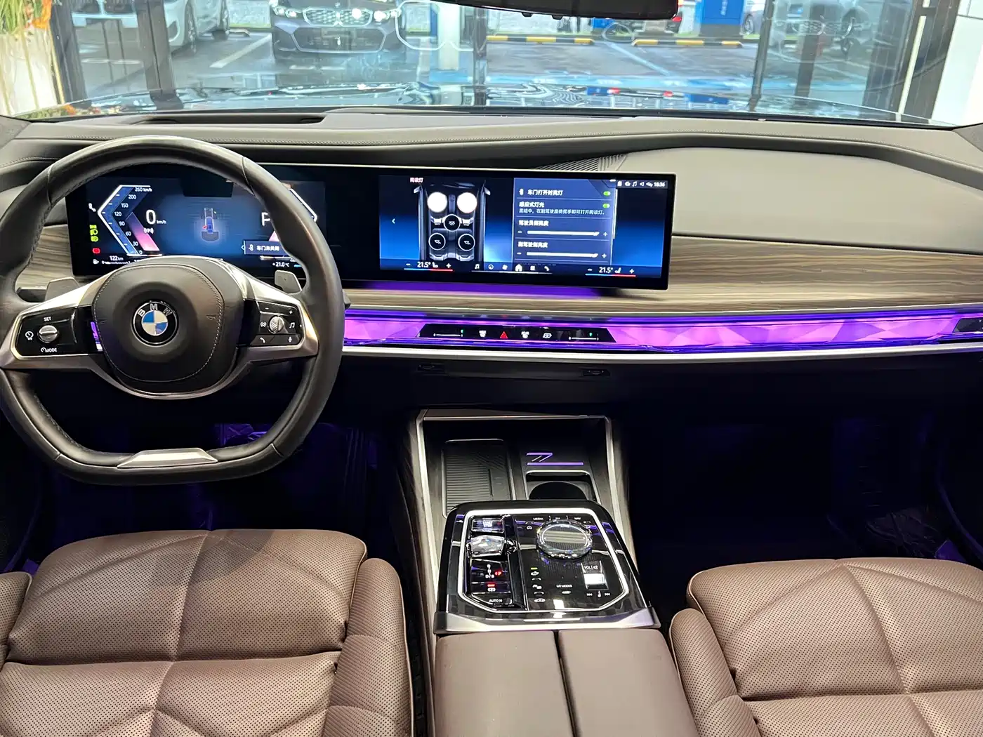 BMW 7 Series 2023 Model 740Li Leading Luxury Package фото 9