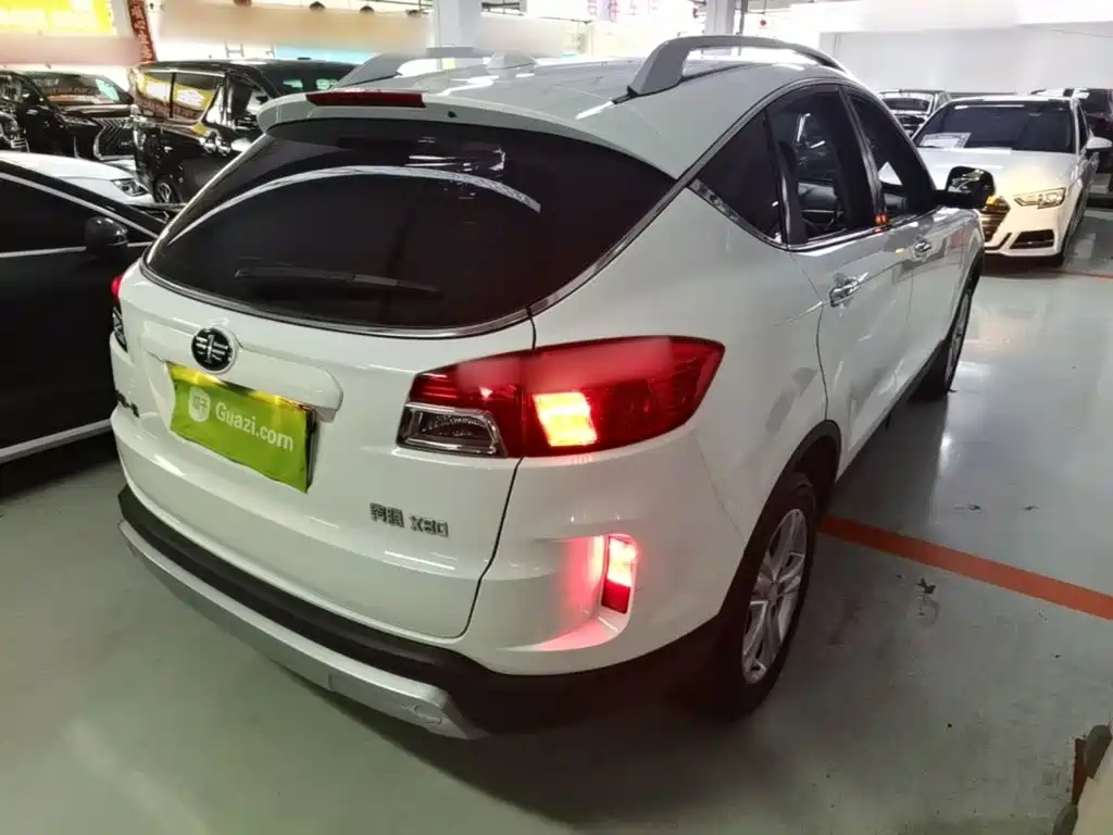 Besturn X80 2016 2016 2.0L Automatic Luxury