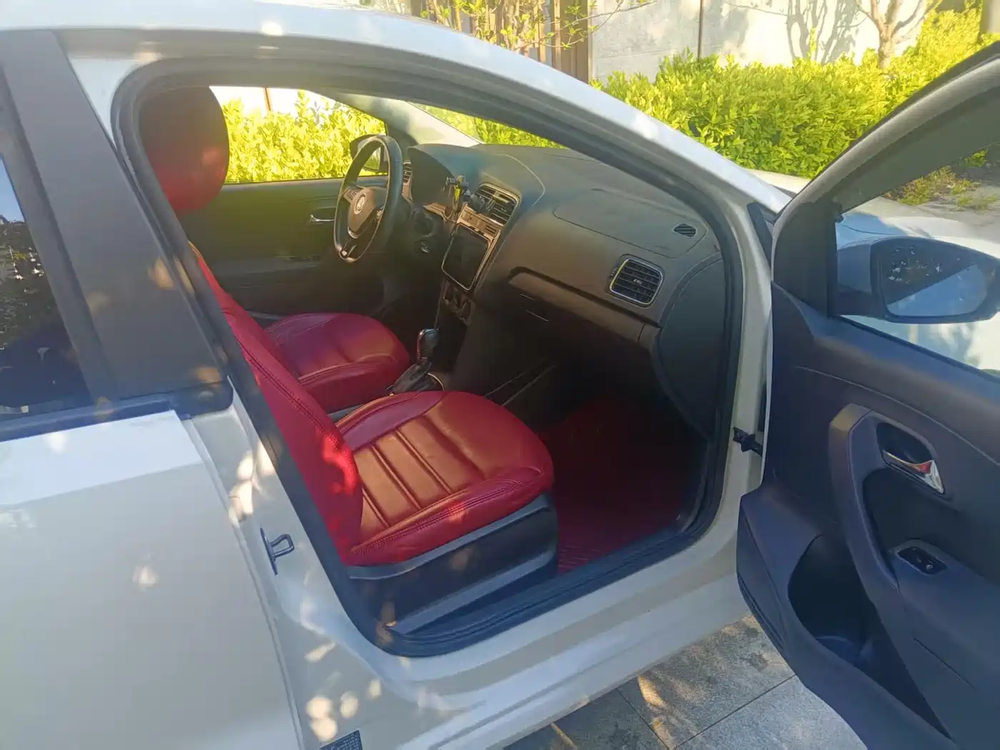 Volkswagen Polo 2018 1.5L Auto Comfort фото 12