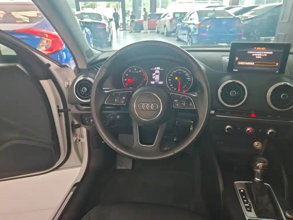 Фото 11 - Audi A3