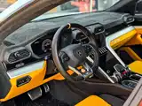 Фото 14 - Lamborghini Urus