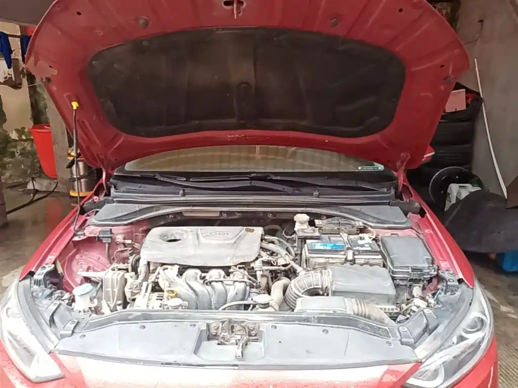 Hyundai Elantra 2016 Model 1.6L Automatic Smart Elite фото 20