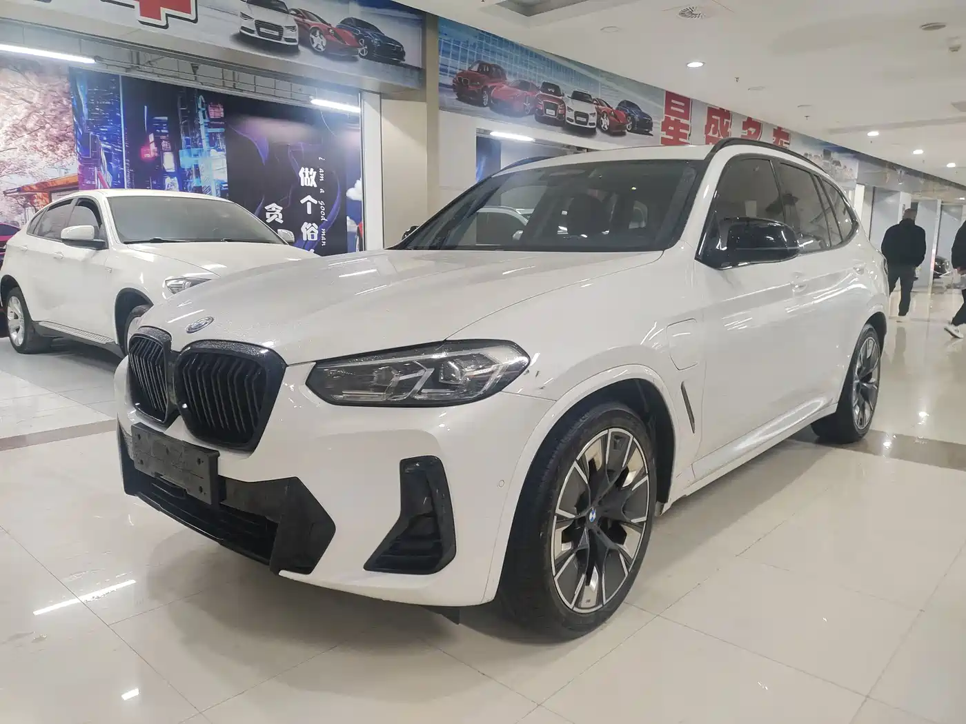 BMW IX3