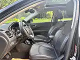 Photo 13 - Jeep Compass