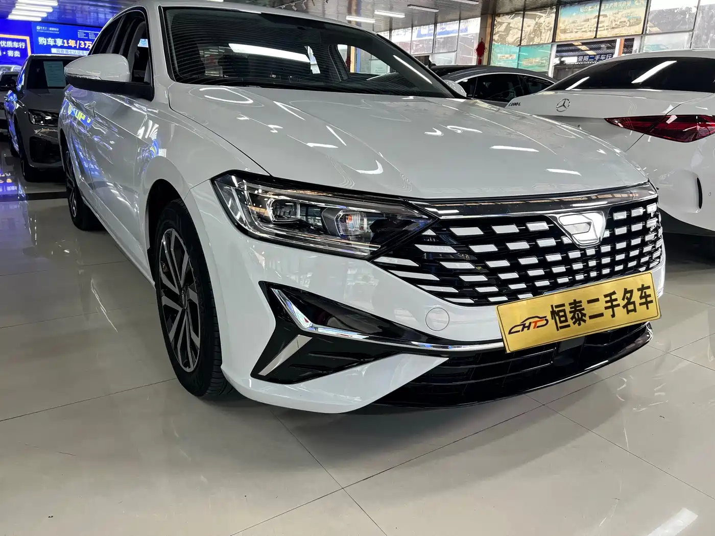 2025 Jetta VA7