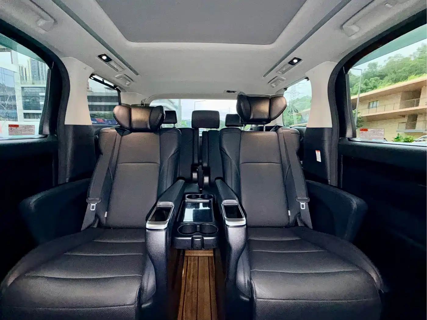 Toyota Vellfire 2019 2019 Hybrid 2.5L HV Luxury Edition