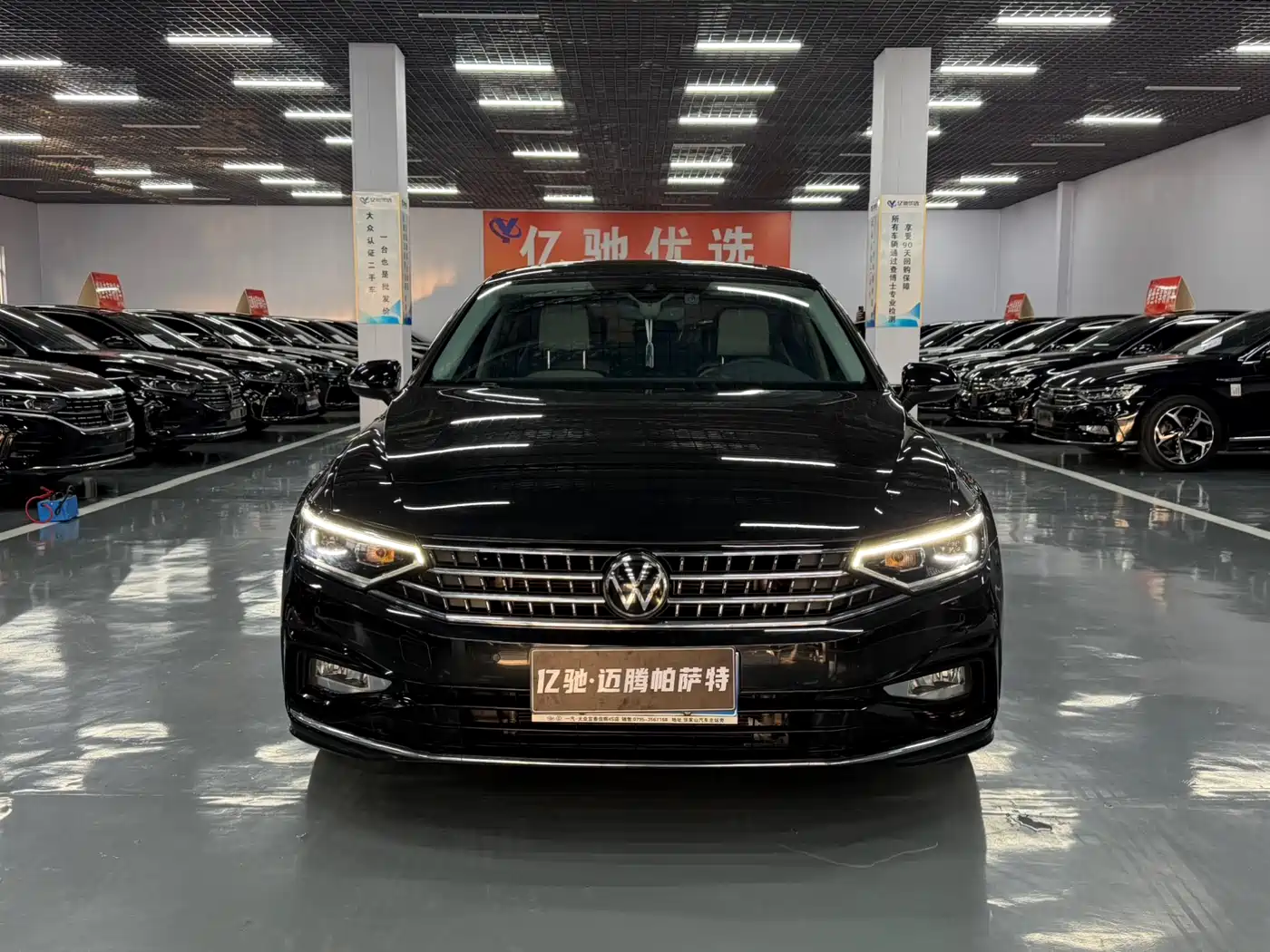Volkswagen Magotan 2024 2 Million Units Public Sharing Edition 330TSI DSG Luxury фото 2