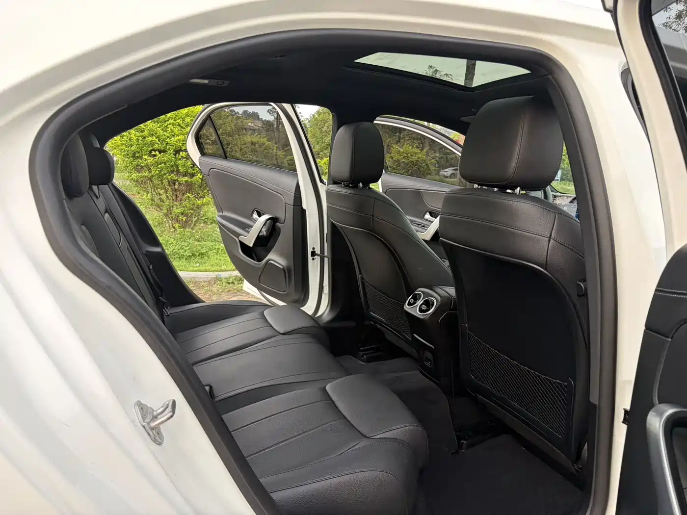 Mercedes-Benz A-Class 2020 A 200 L Sport Sedan фото 11