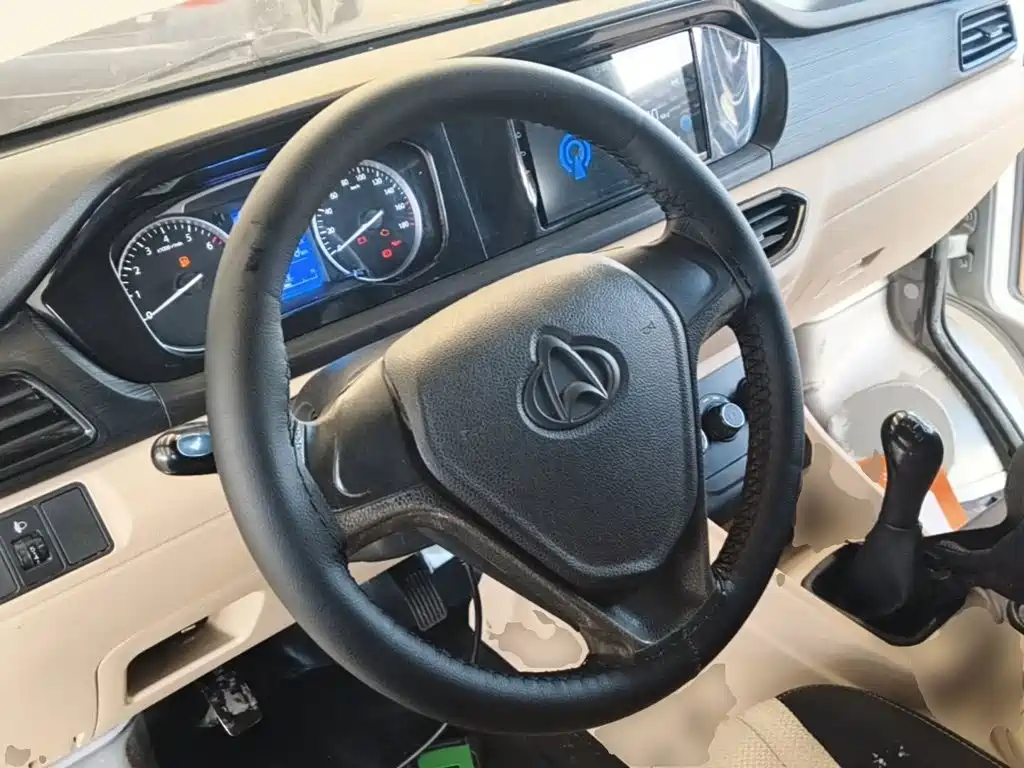 Changan Kuayue Kuayuexing V3 2023 2022 1.5L Gasoline Enjoyment 2-seat Van JL473QH