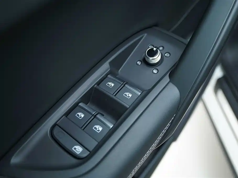 Audi Q5L 2021 40 TFSI Luxury Dynamic фото 11